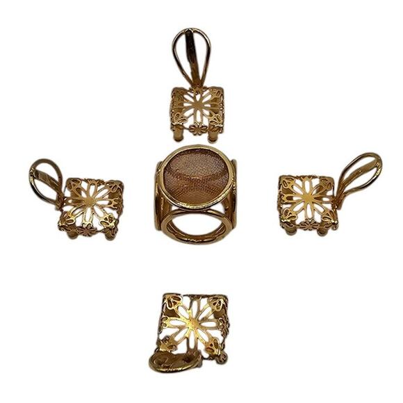 Dollhouse Miniature Gold Plated Mesh Top Table and 4 Chairs Minitiques - Picture 1 of 4